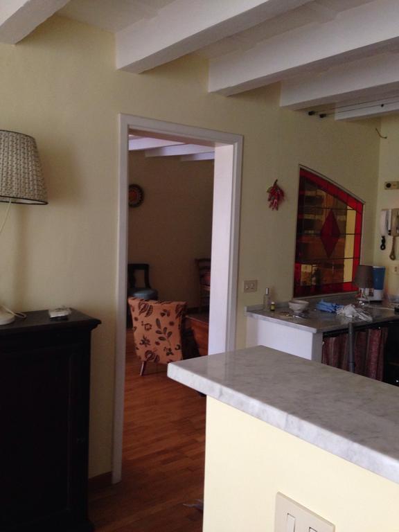 Apartments Quiet In The City Florence Room photo
